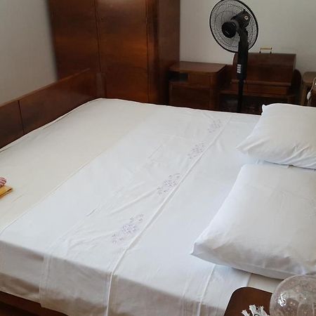 Guest House Authentic Hvar Vrbanj Zewnętrze zdjęcie
