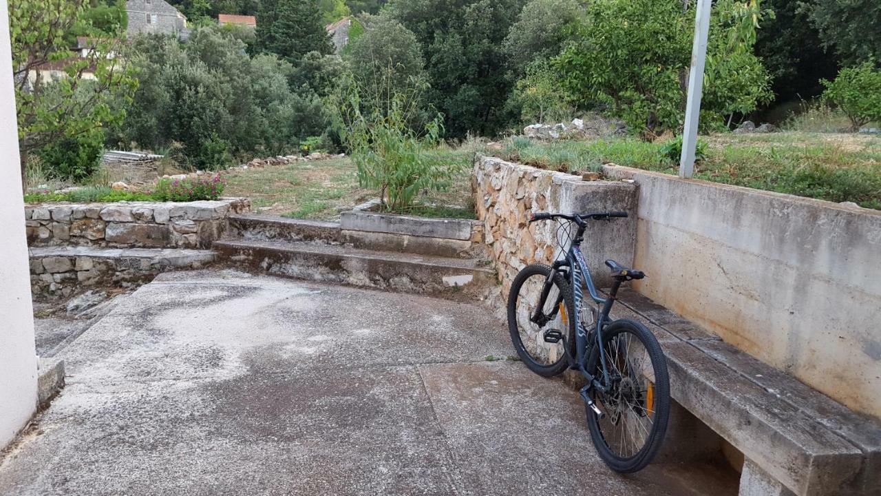 Guest House Authentic Hvar Vrbanj Zewnętrze zdjęcie